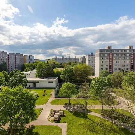 Duna Retreat: Serenity